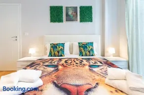 Urban Jungle Santa Rita Family Home - Image 3
