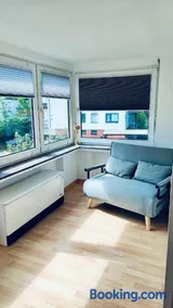 Zentrale Ferienwohnung in Friedrichsdorf für 1-7 Personen - Image 1