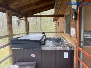 Fern Hill Cabin - Image 2