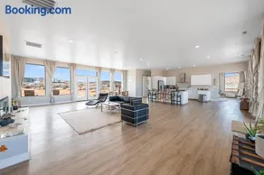 Calming Canyon Sanctuary with Grand Mesa Views - Image 4
