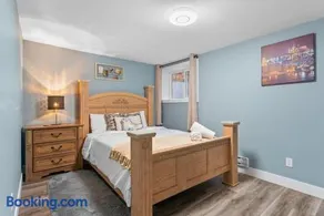 Private Family Entertainer's Suite - Image 1