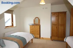 King's Lodge - Image 4