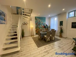 LE GITE DES TONTONS Maison de charme avec spa privé chauffé toute l'année - Image 2
