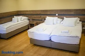 OM Apartman - Image 2