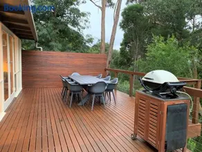 Tree Top Getaway - Image 5