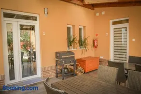 Oros House Apartmanház - Image 2