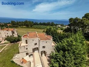 Twin Castles Maisonettes by RentalsPro Services - Kriopigi Halkidiki - Image 1