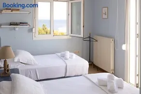 Chios Seafront Luxury Villa with Pool - Image 3