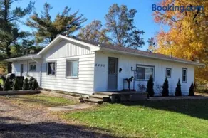 75 Acre home with trails & outdoor fun tons of Wildlife - Image 1