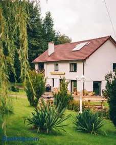 Lipolas-slowlife&guesthouse - Image 1