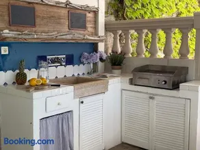 Pavi apartments Vila Amalia - Image 3