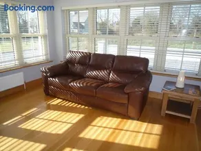 Derryleigh House Boherbue by Trident Holiday Homes - Image 3