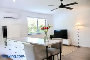 Secluded Cottage with Private Patio in Peachester - Image 1