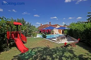 Apartments Mirna - Image 2
