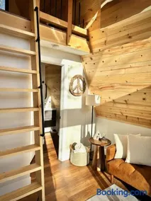 The Charlotte A-Frame cabin with mountain views - Image 1