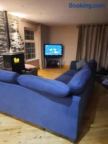 Radharc an Chuain 2 Bedroom Holiday Home - Image 3