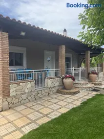 Mama’s Sunshine Garden Villa - Image 2