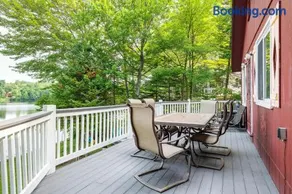 Lakefront Family Home w/ Docks in Barnstead! - Image 3