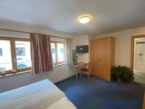 Apartment 54 - Image 3