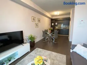 Luxurious Condo Apartment with Direct Subway Access - Image 5
