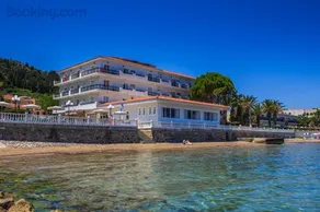 Chryssi Akti Hotel - Image 1
