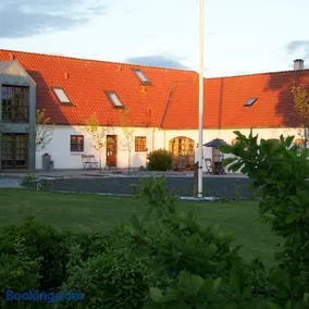 LILLEVANG APARTMENTs - Image 1