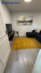 Brand new 2 bedroom basement apartment - Image 3
