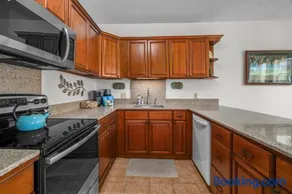 1Br 1Ba Kahala Tropical Dream, Pool, Garden View 513 - Image 3