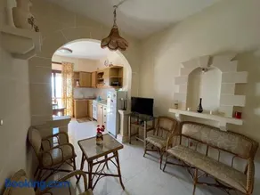 Studio Flat Seafront - Image 3