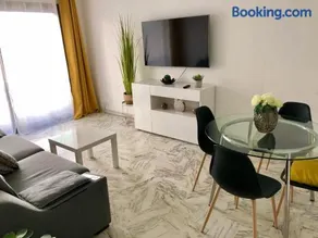 Residences Fleuries - behind Cannes Croisette Bvd - Image 2