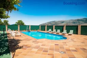 Paraíso Rural con Piscina Privada - Image 2