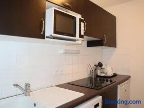 Bel appartement avec piscine, sauna et hammam, 1 chambre, parking, animaux admis, wifi - FR-1-322-46 - Image 3