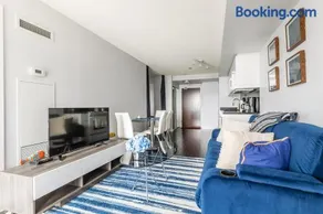 Spacious 1 Bedroom plus Den Condo Iceboat Terrace Downtown Toronto - Image 4