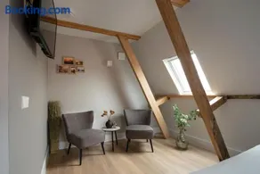 The Lake Inn - Image 3