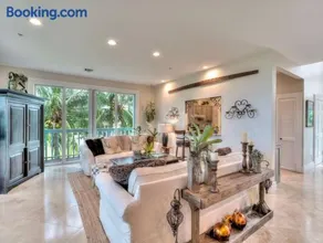 Sol Mar-Oceanfront Beachhouse - Image 4