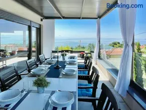 Villa Loqua, Seaview & Private Pool - Image 1