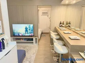 Royce Staycation - Trees Residences Cozy unit with PS4 - Image 2