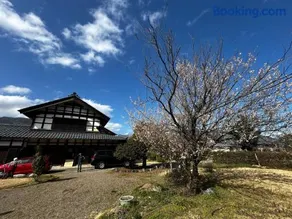 Traditional Japanese Style Vacation Rentals ToBay 古民家民泊藤兵衛 - Image 2