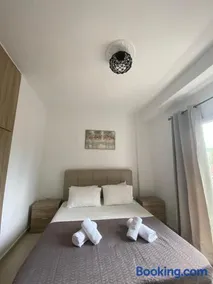 Arista Holidays Apartments - Image 1