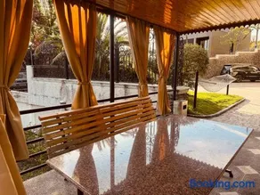 Green villa panorama - Image 4