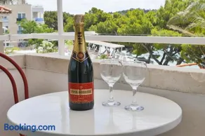 Apartment Beach Makarska - Image 5