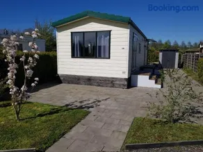 Cozy chalet near Amsterdam at Camping Venhop - Image 2