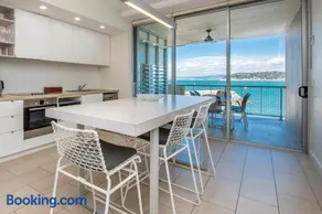 One Bright Point - Stunning Water Views - Image 2
