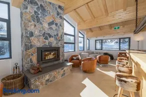 Carruthers Chalet - Image 2