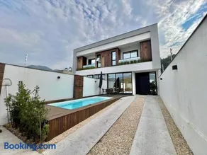Casa para Temporada em Camboriú - Image 1