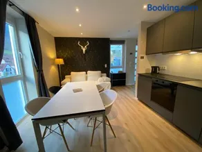 Apartment End - Image 1