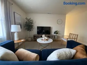 Newly Renovated - Cozy Home near Metroplex Hospital & Fort Cavazos - Image 3