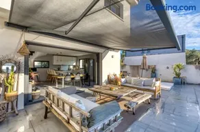 Sublime Maison Moderne avec piscine - Image 4