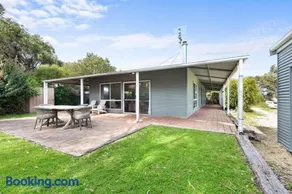Fennell House - Image 1