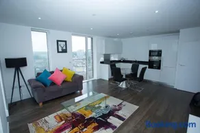 HIGH VIEW TWO BEDROOM APARTMENT IN WOOLWICH - Image 1